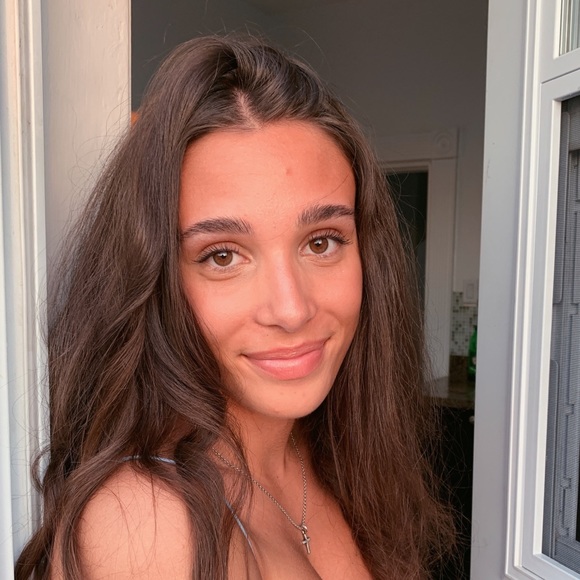 Meet your Posher, Sarah - Picture 1 of 1